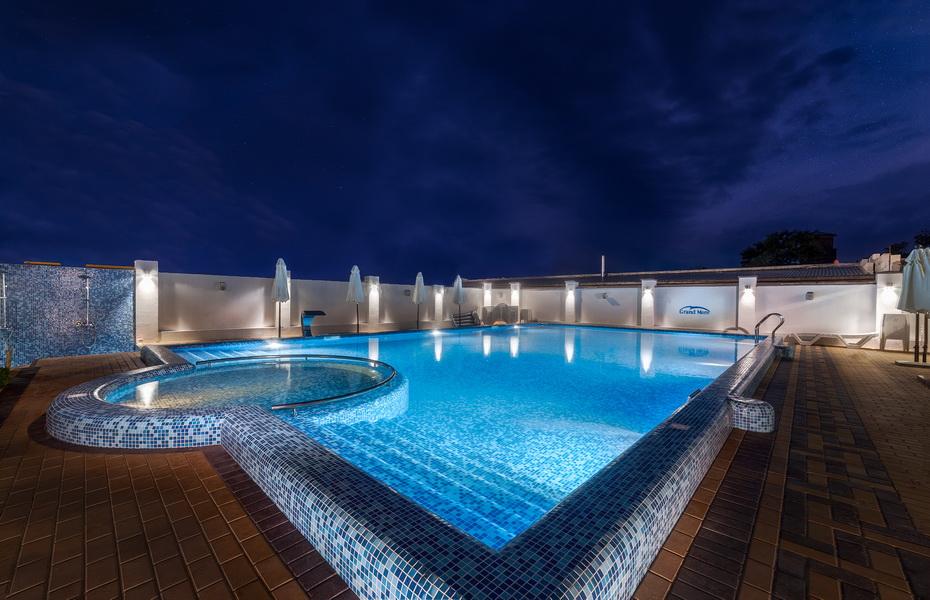 Hotel Grand More Satoka Exterior foto